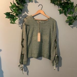 Velvet tied sleeve sweater